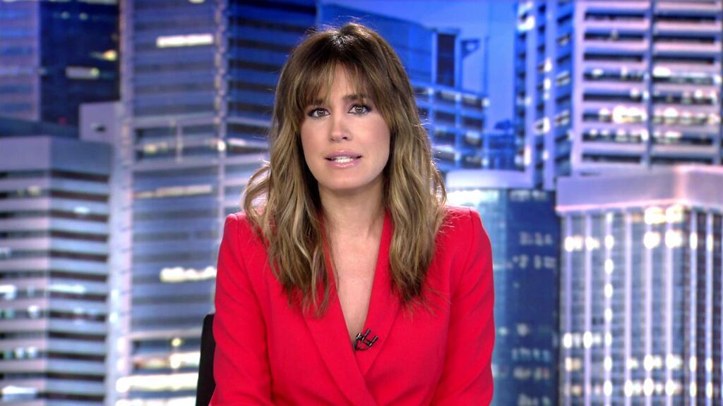 Con Isabel Jiménez Informativos Telecinco 2021 Noche 26/11/2021