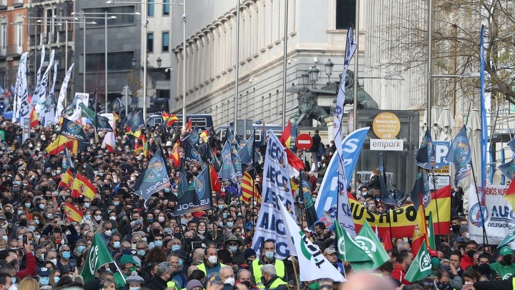 Gran manifestación contra la reforma de  la 'ley mordaza': miles de personas por las calles de Madrid