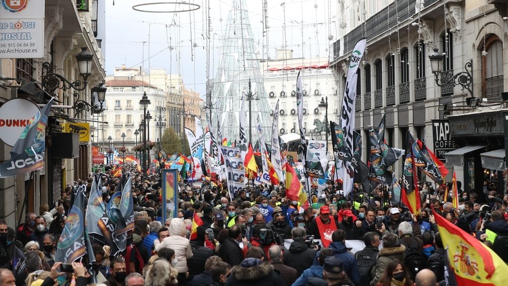 Gran manifestación en Madrid contra la reforma de  la 'ley mordaza': unas 20.000 personas porlas calles de Madrid
