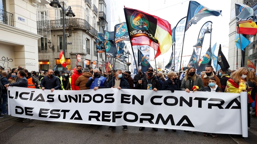 Gran manifestación en Madrid contra la reforma de  la 'ley mordaza': unas 20.000 personas porlas calles de Madrid