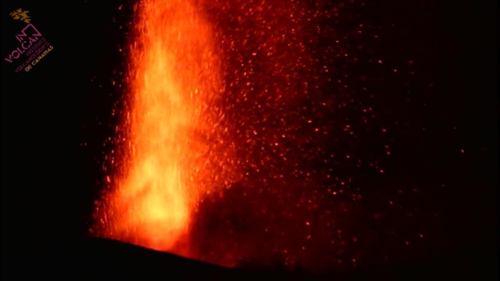 Se abre un nuevo foco emisor del volcán y repunta la sismicidad en La Palma