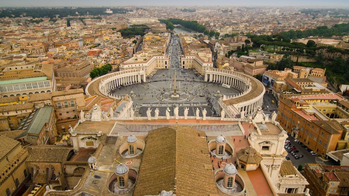 Cuál es el pueblo español conocido como 'el pequeño Vaticano'