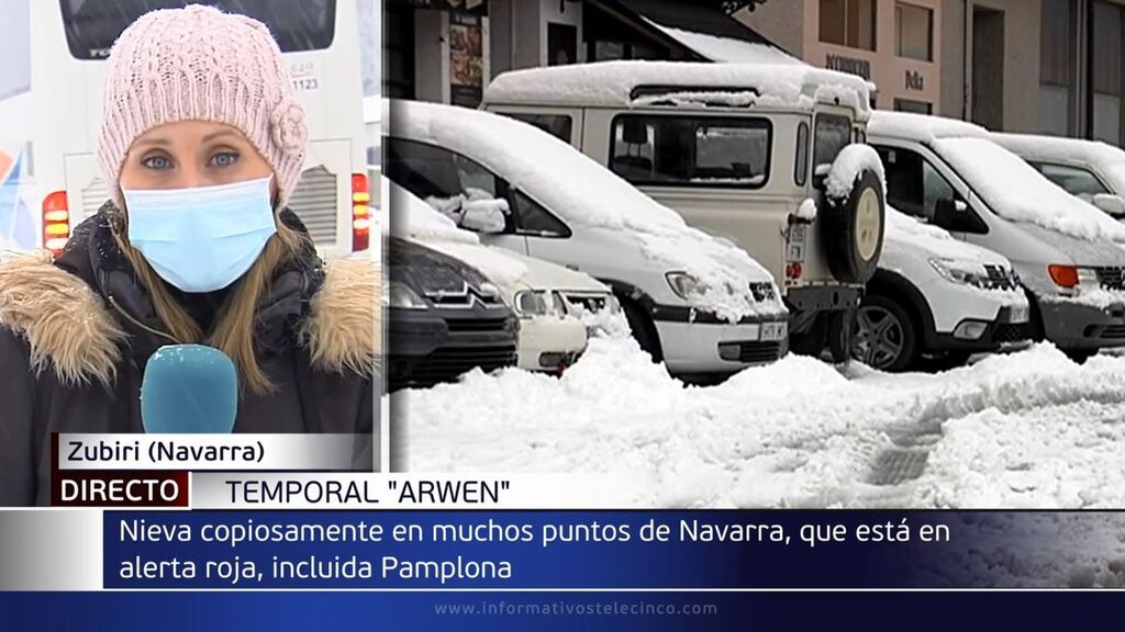 El Gobierno de Navarra llama a la prudencia de los conductores al persistir el temporal de nieve