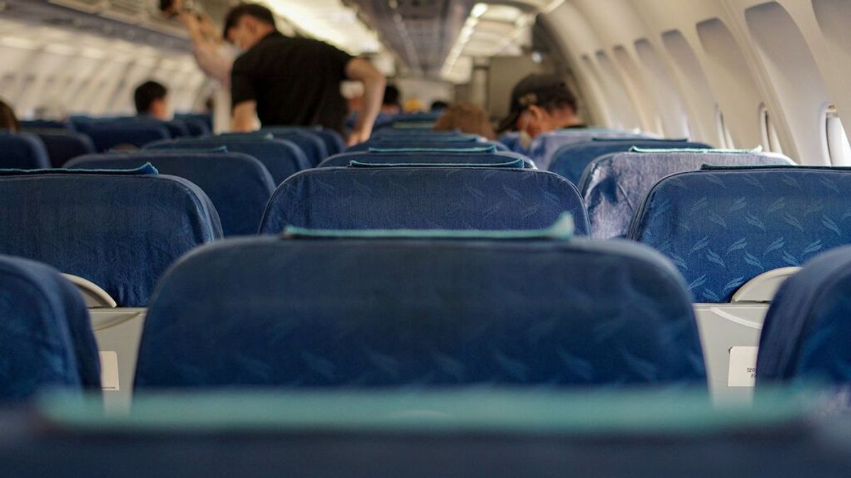 Pánico en un avión de Brasil: los pasajeros huyen despavoridos tras un aviso de explosión