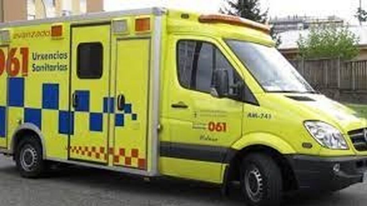 Encuentran muerto a un hombre en una zona de rocas en el muelle de Escarabote, en A Coruña Encuentran muerto a un hombre en una zona de rocas en el muelle de Escarabote, en A Coruña