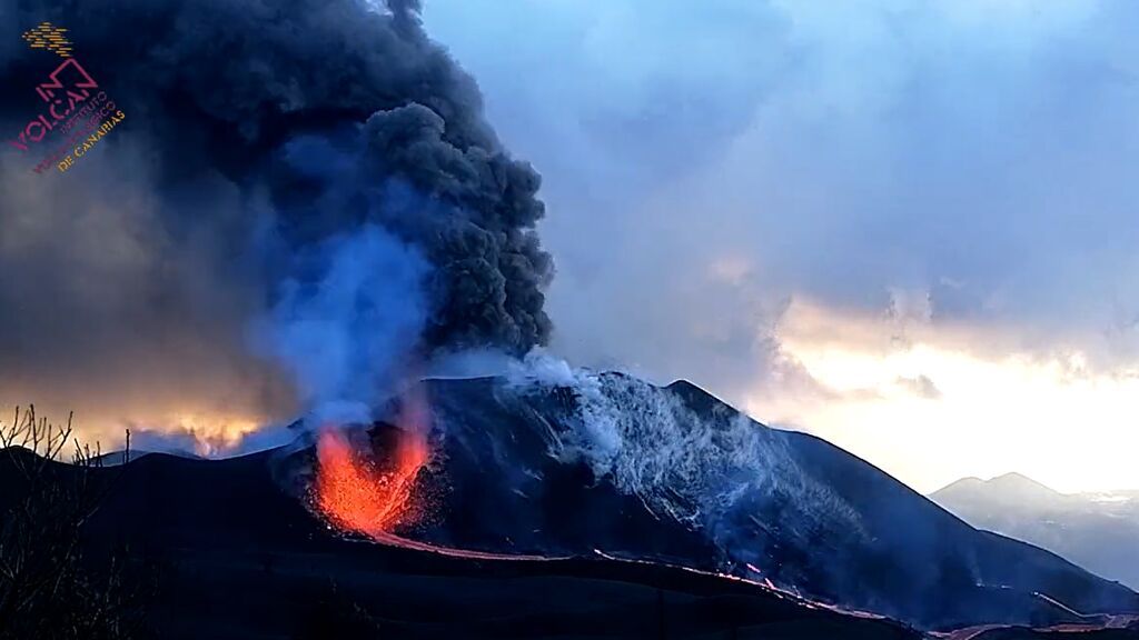 Así es la actividad del volcán de La Palma trsa 11 semanas de erupción