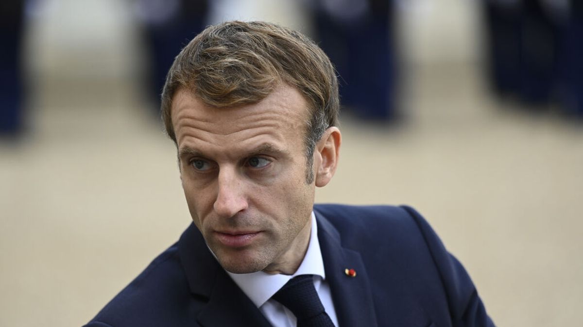 Macron anuncia que ha recibido una tercera dosis de refuerzo contra el coronavirus Macron anuncia que ha recibido una tercera dosis de refuerzo contra el coronavirus