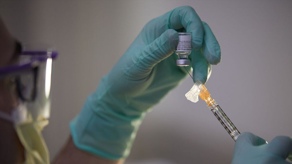 EEUU cambia su criterio y recomienda la dosis de refuerzo de la vacuna covid a toda la población adulta