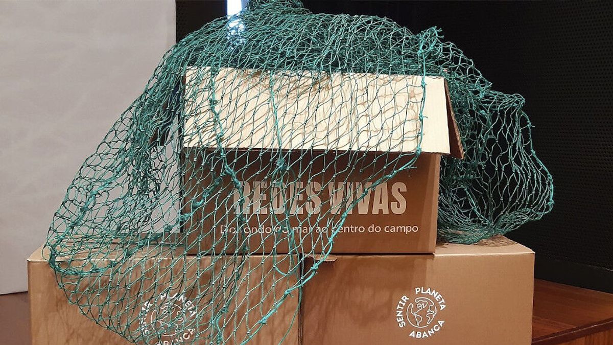 1.400 kilos de redes de pesca recicladas tendrán una segunda vida en campos deportivos gallegos 1.400 kilos de redes de pesca recicladas tendrán una segunda vida en campos deportivos gallegos