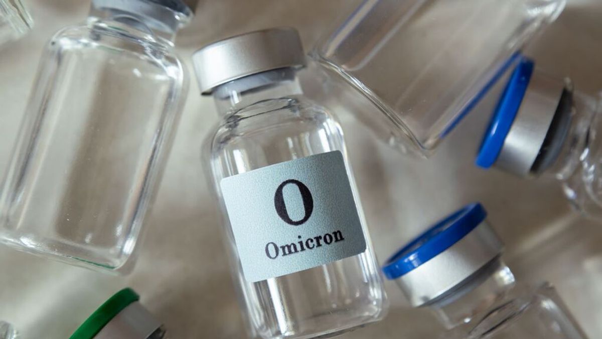 Dos casos confirmados de la variante ómicron y tres más en estudio en España Dos casos confirmados de la variante ómicron y tres más en estudio en España
