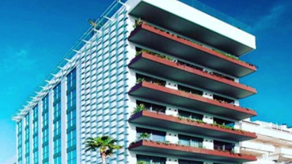 Leo Messi, ¿Estafado con su hotel de Sitges?: 30 millones de euros por un edificio pendiente de demolición