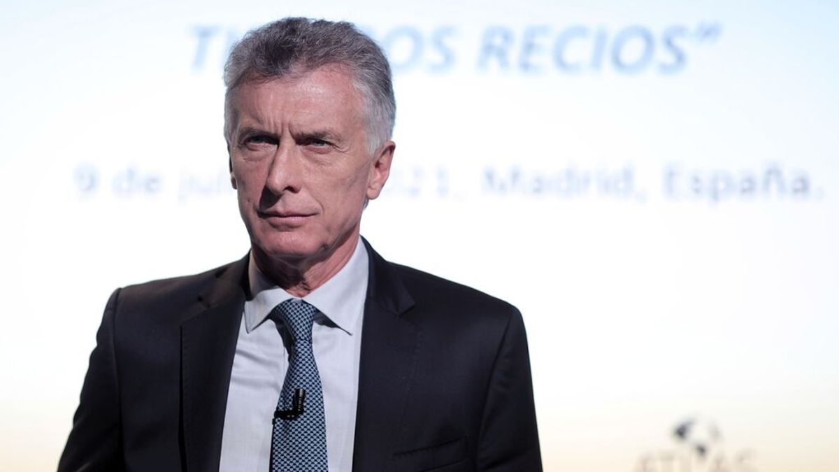 Un juez argentino procesa al expresidente Macri por el espionaje ilegal a los familiares del ARA San Juan Un juez argentino procesa al expresidente Macri por el espionaje ilegal a los familiares del ARA San Juan