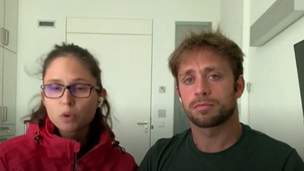 Andrés y Carolina, la pareja acusada de saltarse la cuarentena en Amsterdam, liberada