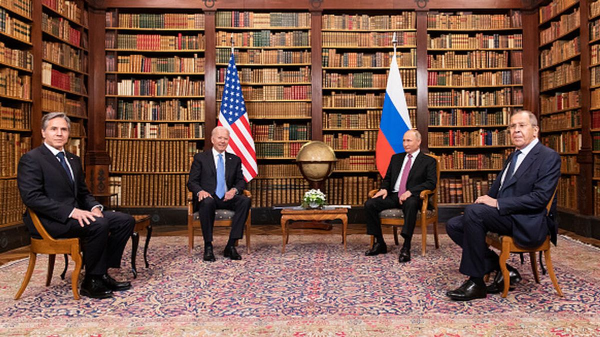 Lavrov y Blinken se reúnen para tratar la escalada de tensión en Ucrania Lavrov y Blinken se reúnen para tratar la escalada de tensión en Ucrania