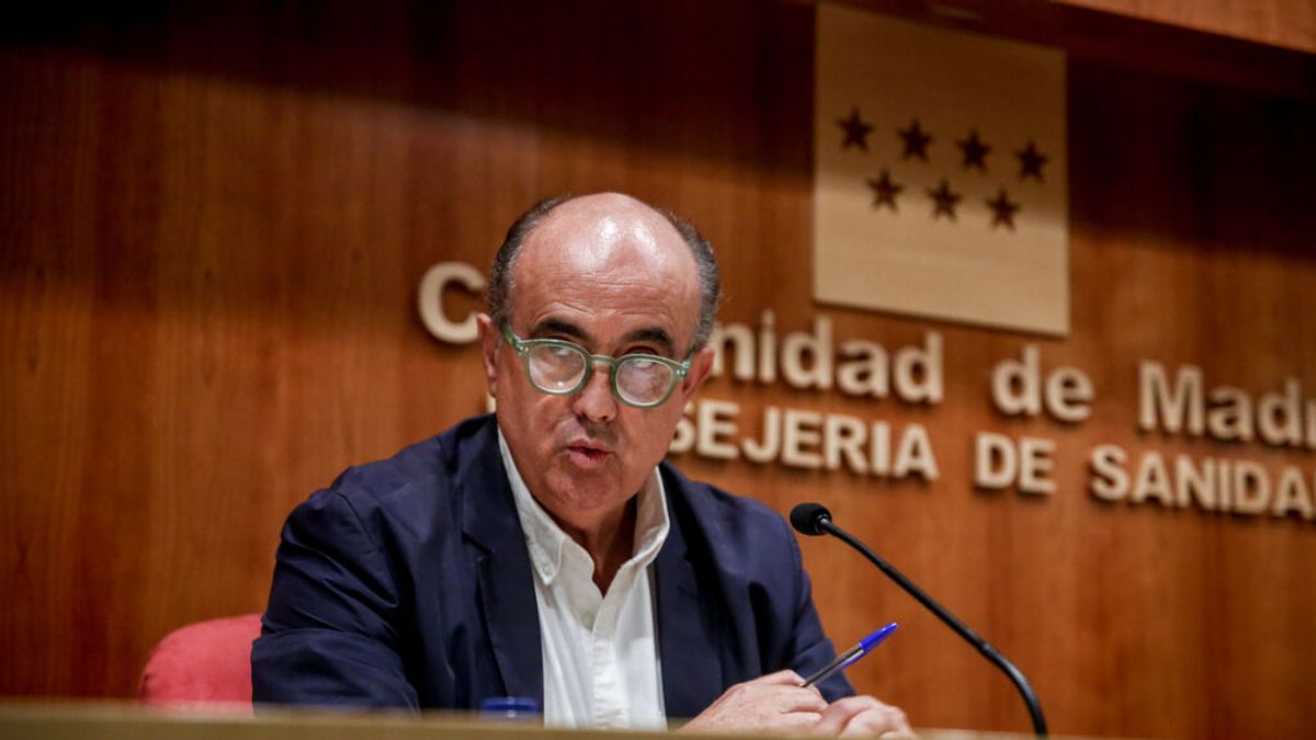 Madrid dice que ómicron es más transmisible pero con síntomas leves: "Los datos tranquilizan cada vez más" Madrid dice que ómicron es más transmisible pero con síntomas leves: "Los datos tranquilizan cada vez más"