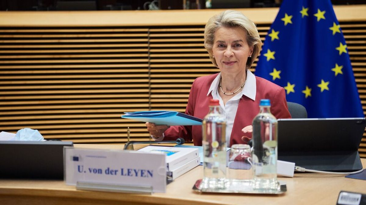 Bruselas aprueba el desembolso a España de los 10.000 millones del primer tramo del fondo de recuperación Bruselas aprueba el desembolso a España de los 10.000 millones del primer tramo del fondo de recuperación
