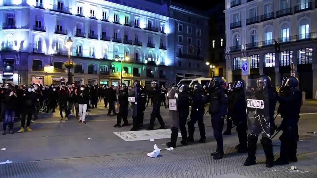 Miles de policías se manifestaron contra la Ley Mordaza