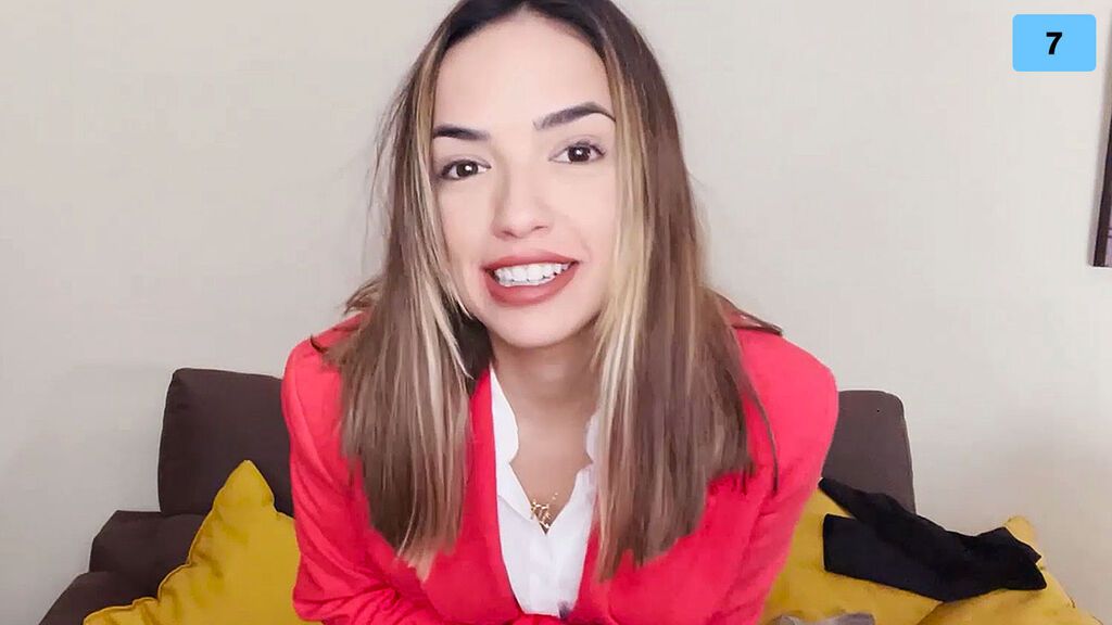 Lucía Sánchez enseña sus looks de Navidad y desvela el fetiche de Isaac Torres (2/2)