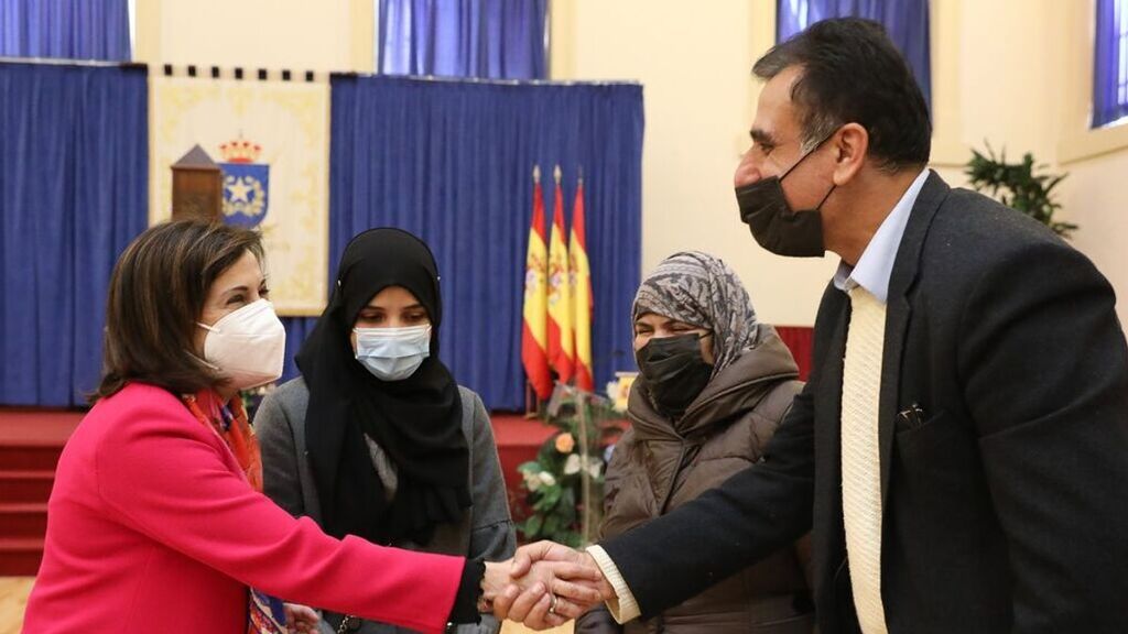 Samia, la refugiada afgana de 17 años que ha aprendido español en dos meses y quiere estudiar medicina
