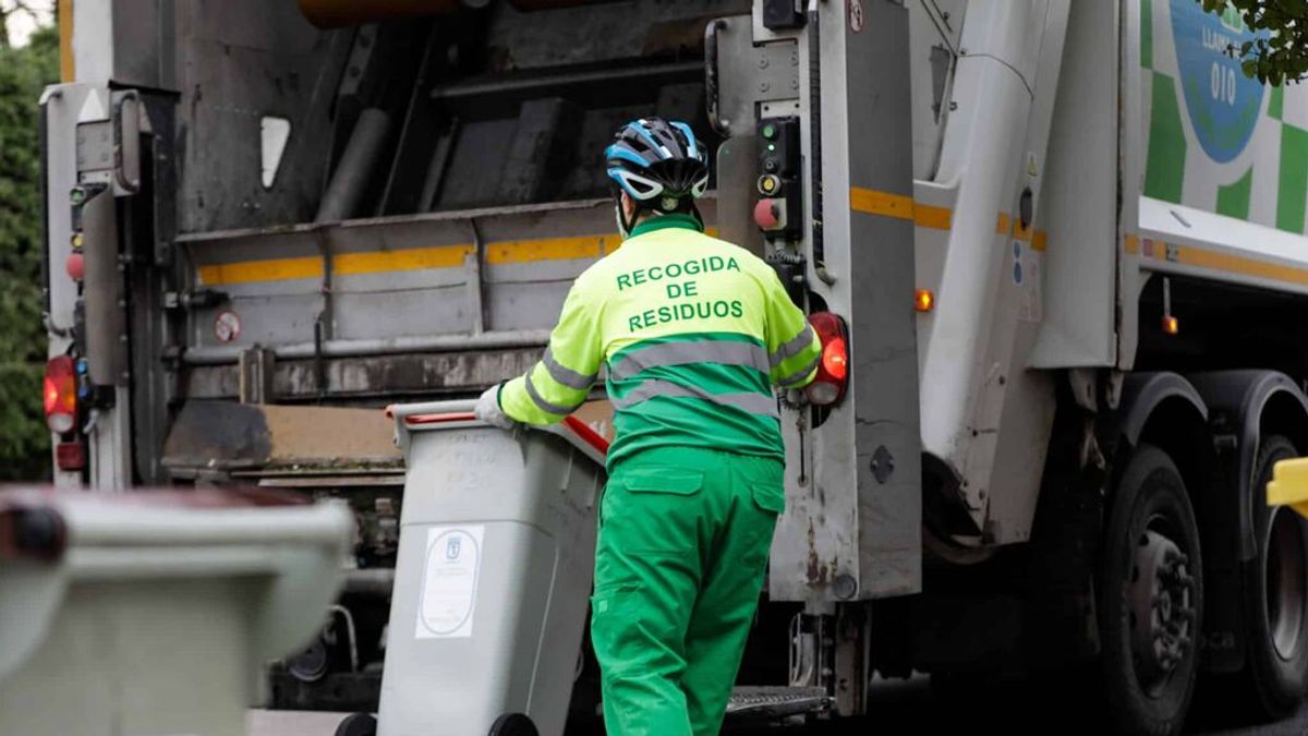 Muere una mujer al ser atropellada por un camión de la basura en Tarragona