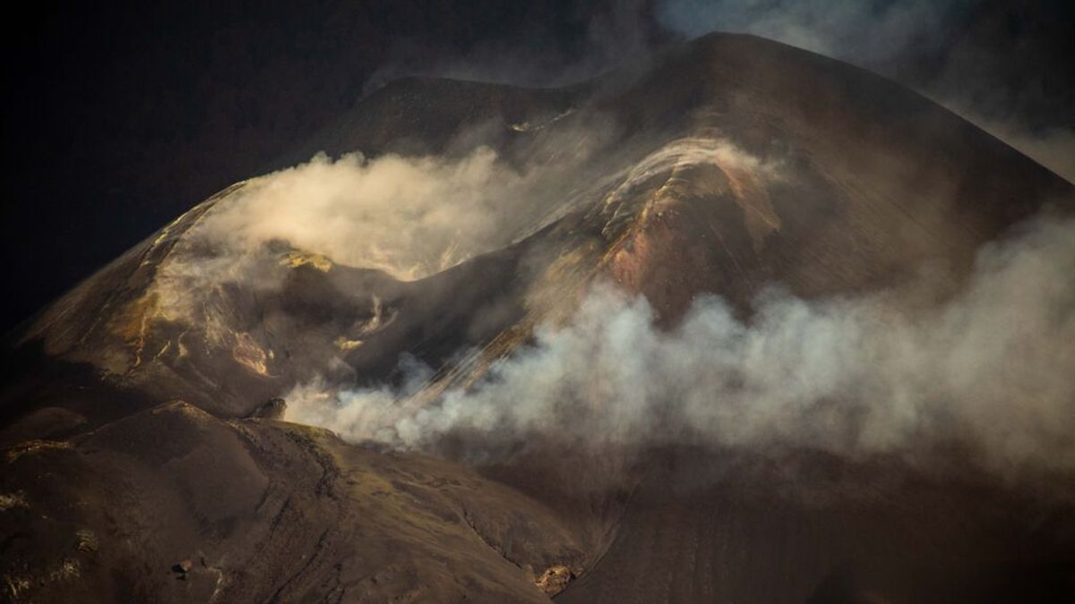 La colada surgida al norte de Montaña Cogote se une a la nº9 aunque se lleva por delante nuevas viviendas