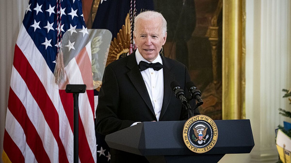 Las buenas noticias con las que Biden empieza a salir del hoyo Las buenas noticias con las que Biden empieza a salir del hoyo