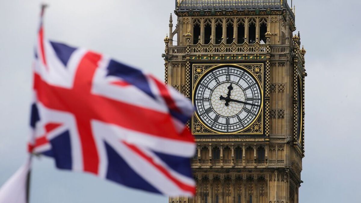 Reino Unido pide desde este martes un test negativo a todos los viajeros , incluso con la pauta completa
