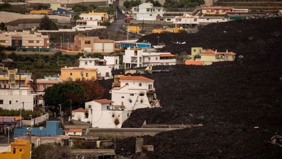 La lava ha destruido en La Palma 60 edificaciones en las últimas 36 horas La lava ha destruido en La Palma 60 edificaciones en las últimas 36 horas