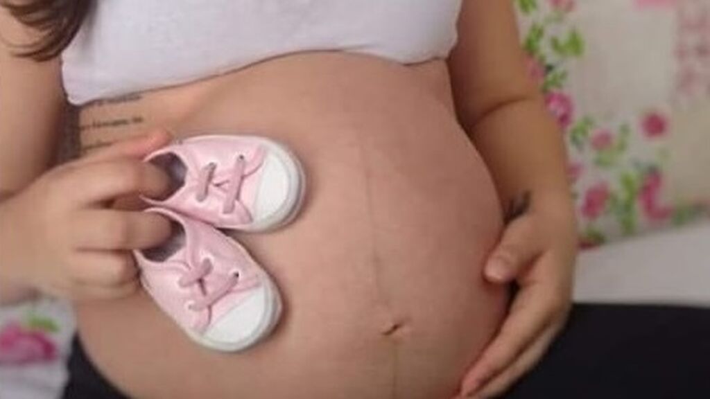 Amanda Albach y su bebé