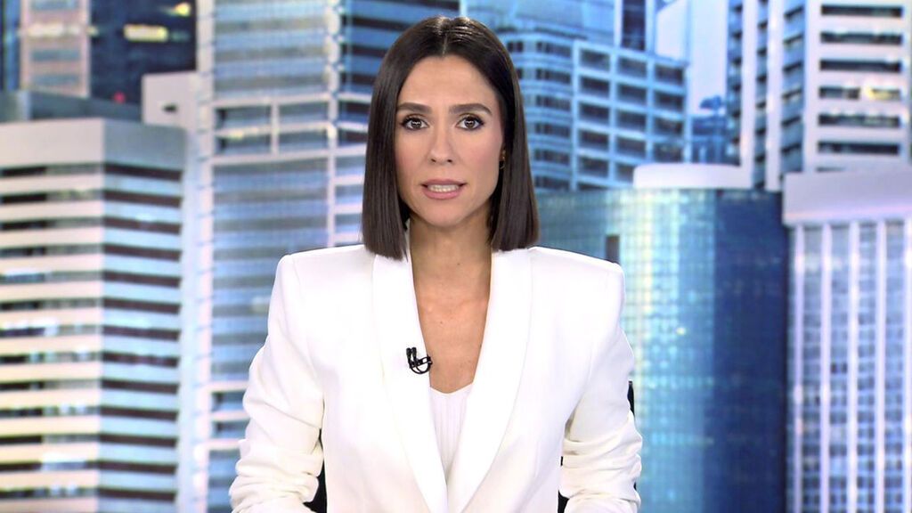 Con Alba Lago Informativos Telecinco 2021 Mediodía 08/12/2021