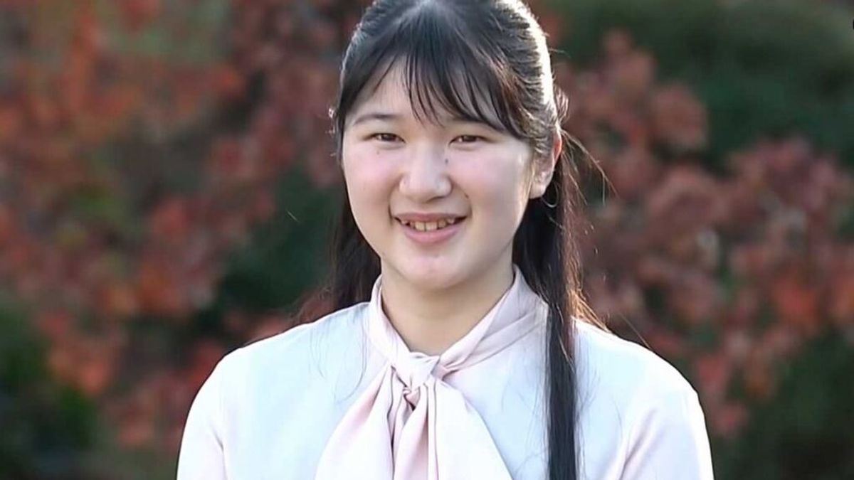 Aiko de Toshi ya tiene 20 años: así es la hija del emperador de Japón que sufrió bullying en el colegio y que no heredará el trono.