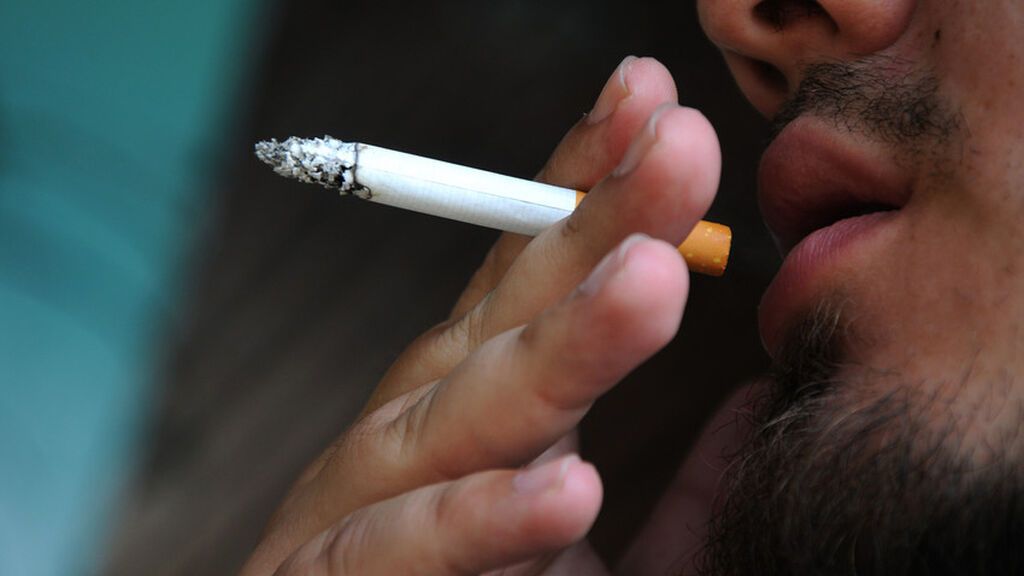 La regulación del humo desterrará el cigarrillo de las terrazas