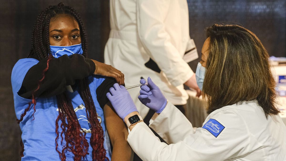 Estados Unidos autoriza la dosis de refuerzo para jóvenes de 16 y 17 años Estados Unidos autoriza la dosis de refuerzo para jóvenes de 16 y 17 años