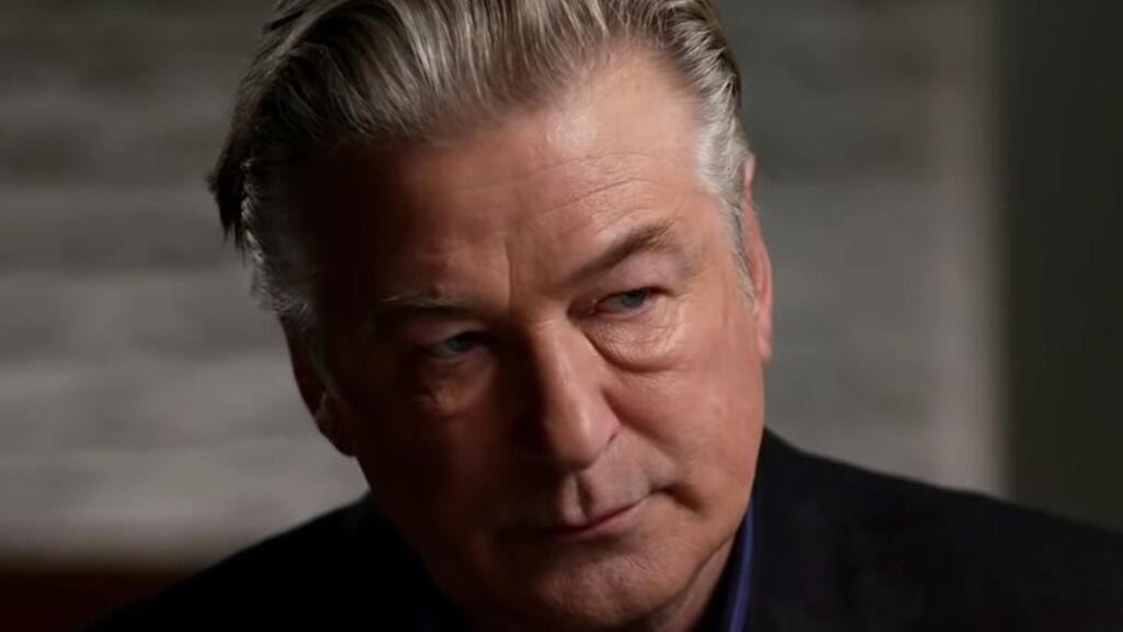 Alec Baldwin se apoya en el equipo de 'Rust' para defender las condiciones del rodaje: "No era peligroso"