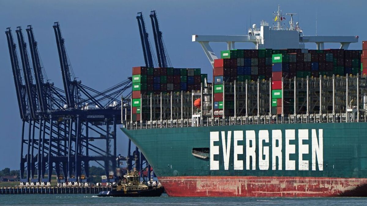 Egipto declara el estado de emergencia ante el regreso del 'Ever Given' al Canal de Suez Egipto declara el estado de emergencia ante el regreso del 'Ever Given' al Canal de Suez