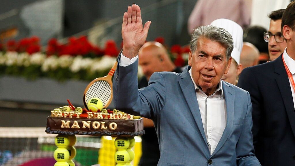 Muere el tenista Manolo Santana a los 83 años de edad