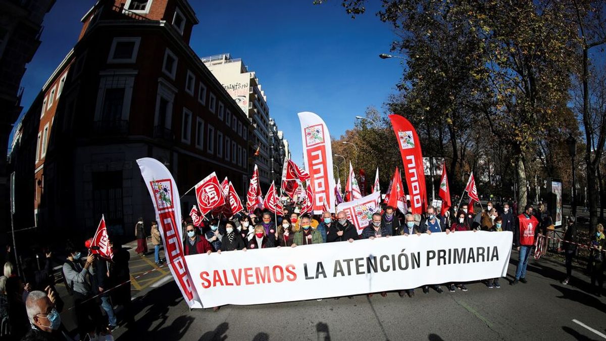 Miles de personas marchan en toda España para "salvar" la Atención Primaria