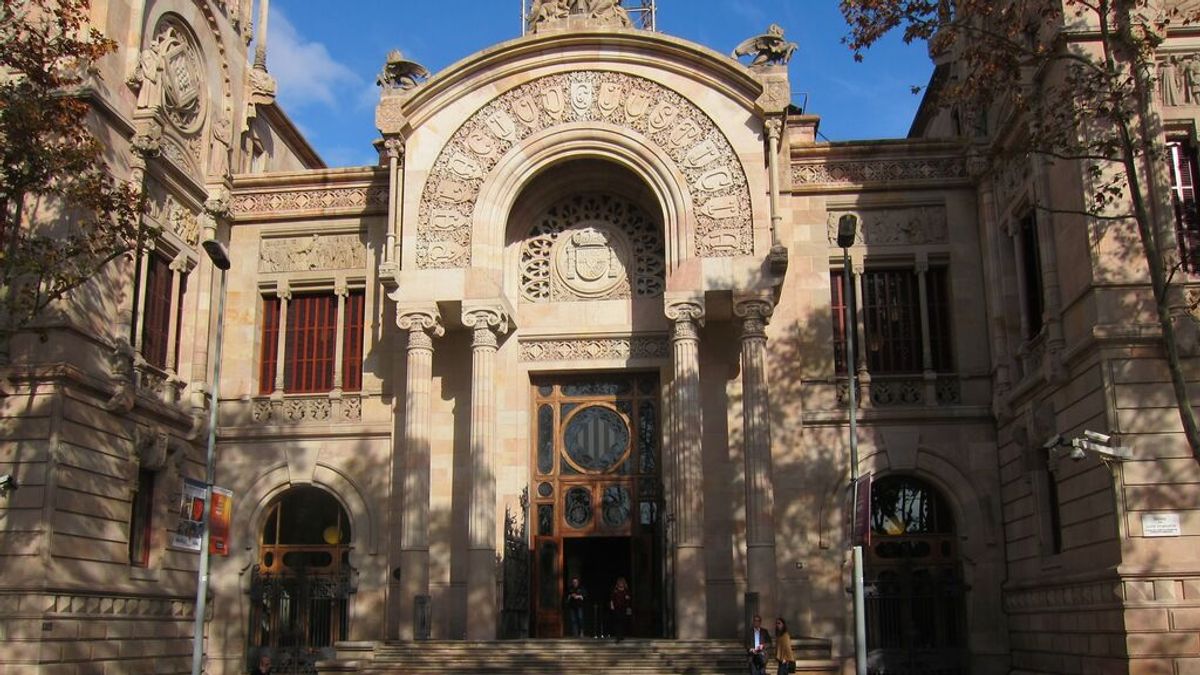 Tres condenados a 20 años de cárcel por una violación múltiple en Sant Boi Tres condenados a 20 años de cárcel por una violación múltiple en Sant Boi