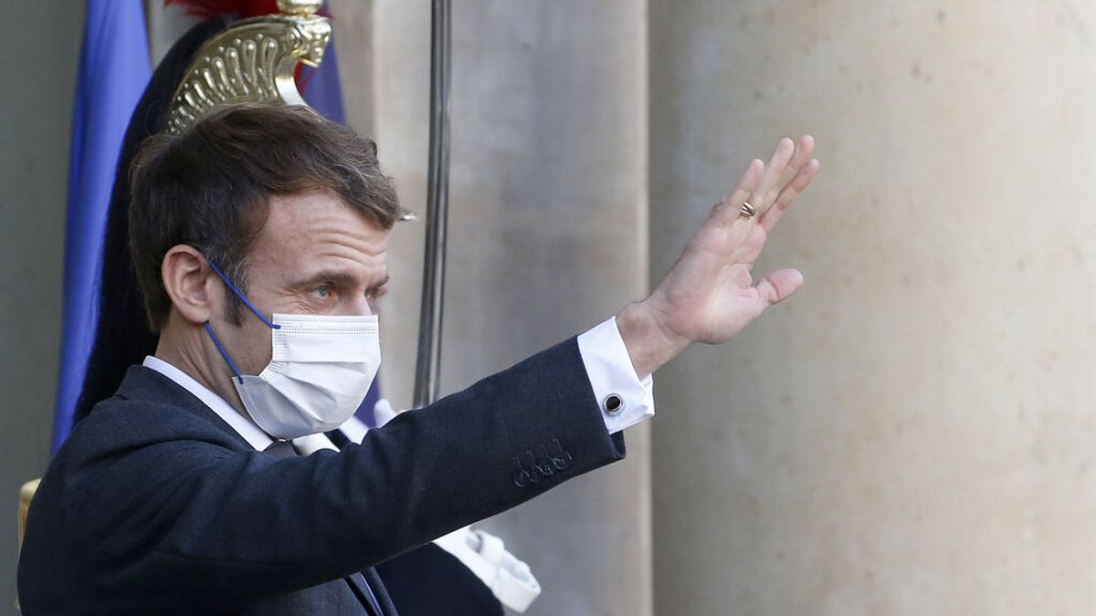 Macron se reúne en Budapest con su "adversario" Orbán y el resto de líderes del Grupo de Visegrado Macron se reúne en Budapest con su "adversario" Orbán y el resto de líderes del Grupo de Visegrado