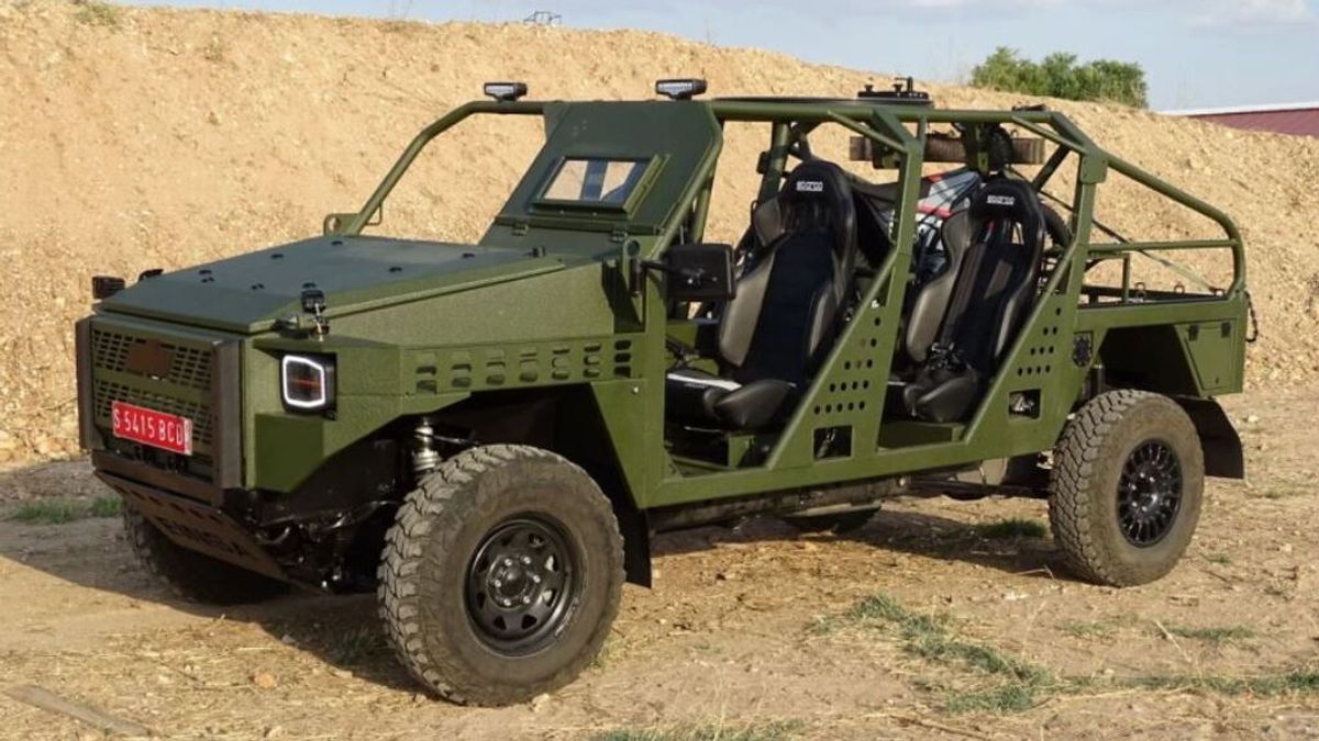 Así es Neton, el nuevo ligero vehículo del Ejército, de 165.000 euros Así es Neton, el nuevo ligero vehículo del Ejército, de 165.000 euros