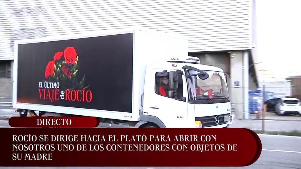 La llegada del camión a Telecinco