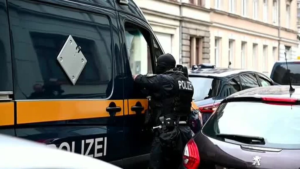 Redada en Alemania contra activistas antivacunas que planeaban asesinar al primer ministro de Sajonia