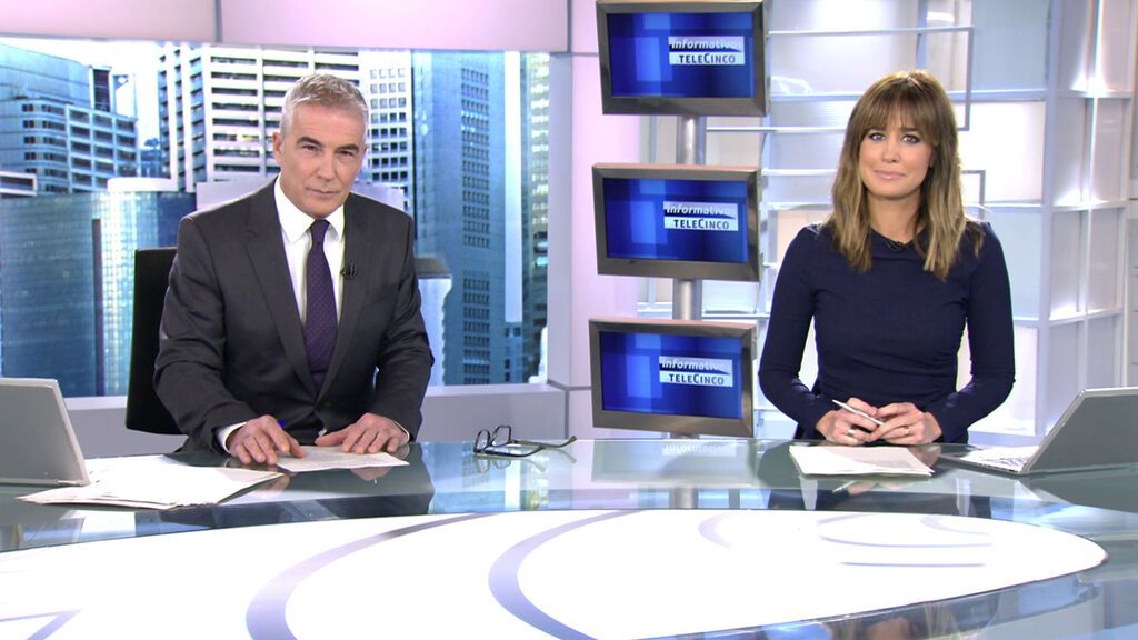 Con David Cantero e Isabel Jiménez Informativos Telecinco 2021 Mediodía 15/12/2021 Con David Cantero e Isabel Jiménez Informativos Telecinco 2021 Mediodía 15/12/2021