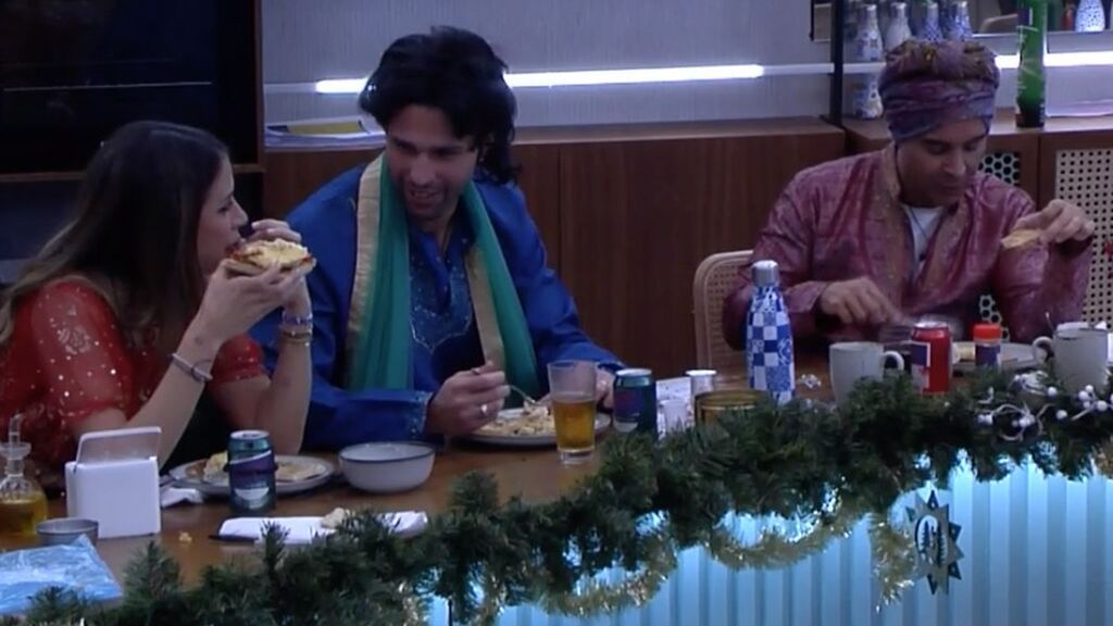 Captura de pantalla 2021-12-15 a las 23.27.55