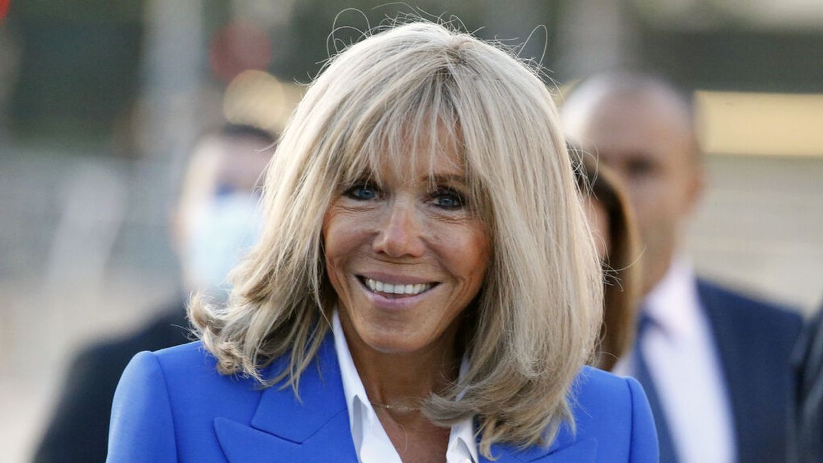 Brigitte Macron demandará a quienes difundieron la 'fake news' de que es transexual Brigitte Macron demandará a quienes difundieron la 'fake news' de que es transexual