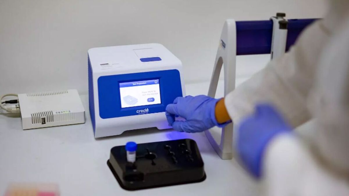 El TSJIB autoriza la petición del certificado covid a sanitarios o la realización de tres PCR semanales