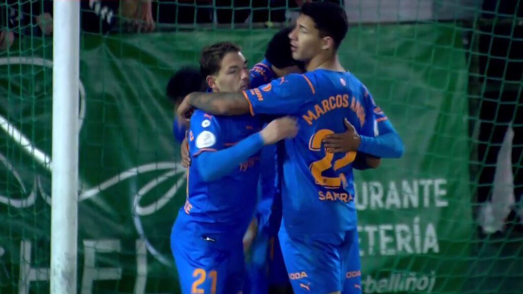 Manu Vallejo marca el tercero del Valencia en la prórroga