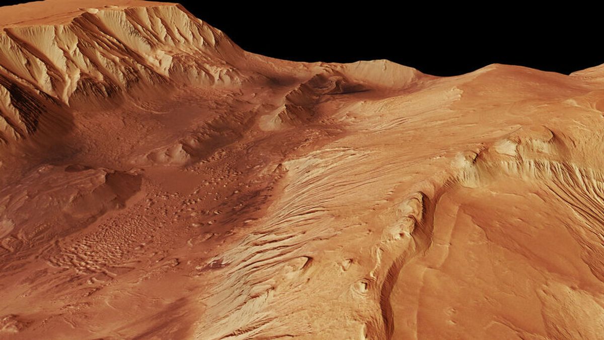 Científicos detectan una cantidad inesperada de hielo de agua bajo el 'Gran Cañón' de Marte