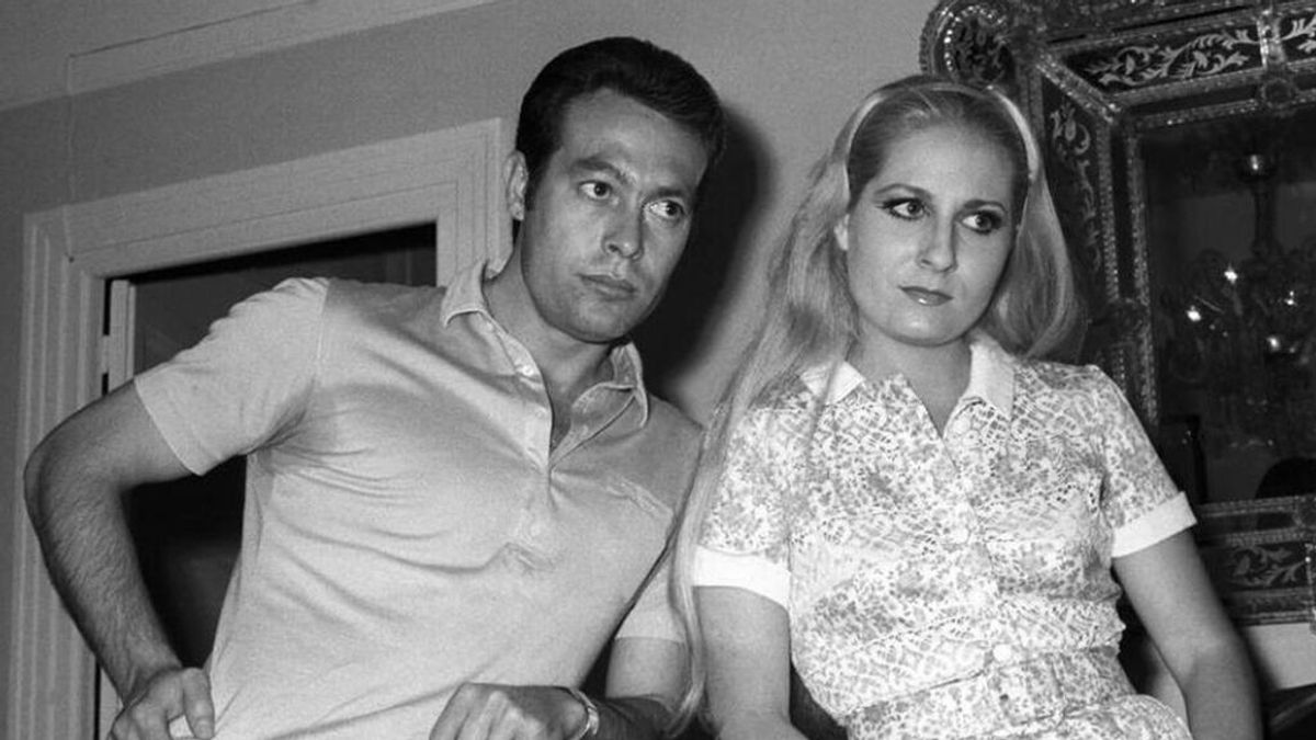 Estos fueron los momentos más recordados de la boda entre Concha Márquez Piquer y Curro Romero: una lipotimia, un banquete para 1.300 personas e invitados de lujo.