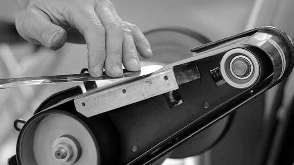 Además, podrás hace uso de afiladores eléctricos.